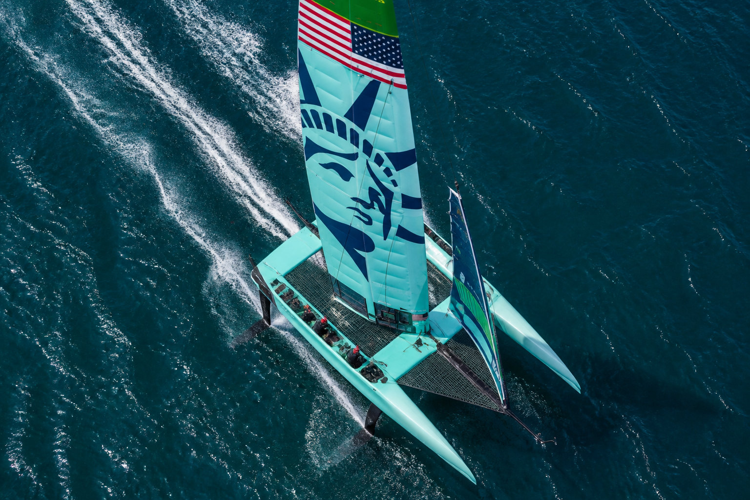 Du bitume aux vagues : le nouveau défi technologique du SailGP